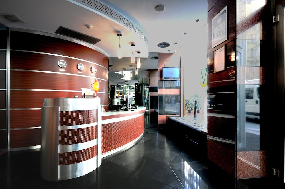 Sv Business Hotel Taksim Estambul Exterior foto