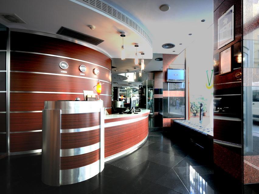 Sv Business Hotel Taksim Estambul Exterior foto